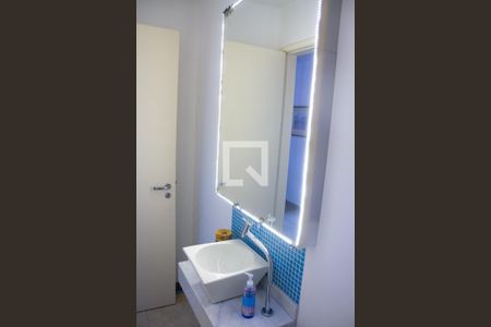 Casa à venda com 615m², 5 quartos e 4 vagas Casa à venda com 615m², 5 quartos e 4 vagasLavabo