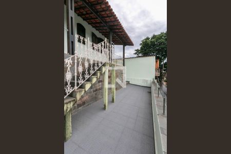 Área Externa de casa à venda com 3 quartos, 168m² em Dom Bosco, Belo Horizonte