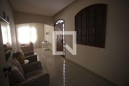 Sala de casa à venda com 4 quartos, 225m² em Salgado Filho, Belo Horizonte