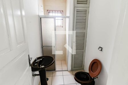 Banheiro de apartamento para alugar com 2 quartos, 68m² em Vila Pirajussara, São Paulo