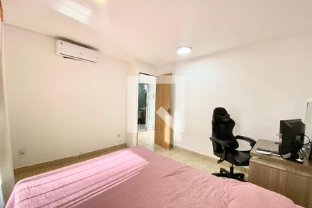 Quarto 1 de casa de condomínio à venda com 3 quartos, 216m² em Botafogo, Rio de Janeiro