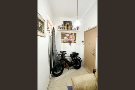 Sala/quarto de apartamento à venda com 1 quarto, 40m² em Copacabana, Rio de Janeiro