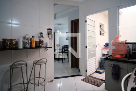 Cozinha de casa de condomínio para alugar com 3 quartos, 120m² em Parque Boturussu, São Paulo