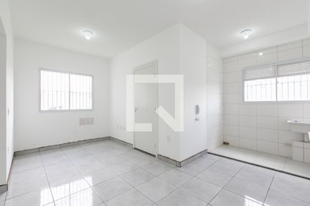 Sala - Cozinha de apartamento para alugar com 2 quartos, 38m² em Jardim Santo Antonio, São Paulo