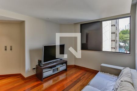Sala de TV de apartamento à venda com 4 quartos, 230m² em Sion, Belo Horizonte