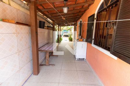 Varanda  de casa à venda com 3 quartos, 159m² em Pendotiba, Niterói