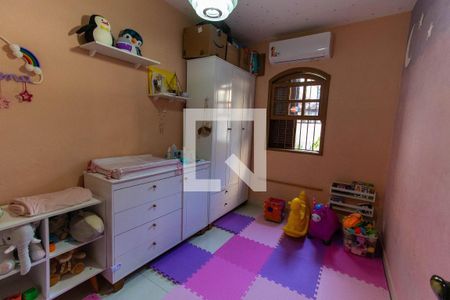 Quarto de casa à venda com 3 quartos, 159m² em Pendotiba, Niterói