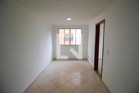 Sala de apartamento para alugar com 2 quartos, 46m² em Itaquera, São Paulo