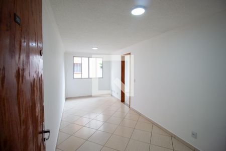 Sala de apartamento para alugar com 2 quartos, 46m² em Itaquera, São Paulo