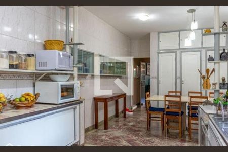 Casa à venda com 2 quartos, 360m² em Belenzinho, São Paulo