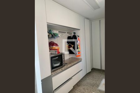 Apartamento à venda com 3 quartos, 121m² em Castelo, Belo Horizonte