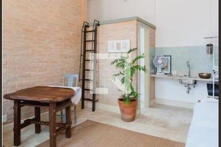 Casa à venda com 6 quartos, 500m² em Jardim Cordeiro, São Paulo