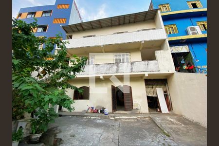 Casa para alugar com 120m², 2 quartos e 1 vaga Casa para alugar com 120m², 2 quartos e 1 vagaVaranda