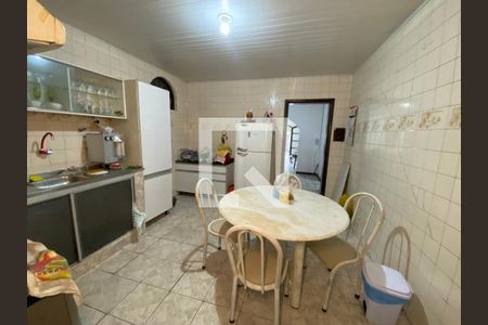 Casa para alugar com 120m², 2 quartos e 1 vaga Casa para alugar com 120m², 2 quartos e 1 vagaCozinha