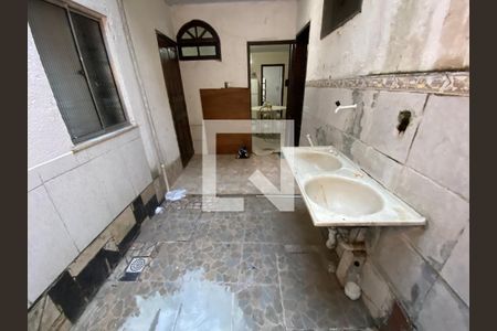 Casa para alugar com 120m², 2 quartos e 1 vaga Casa para alugar com 120m², 2 quartos e 1 vagaÁrea de Serviço