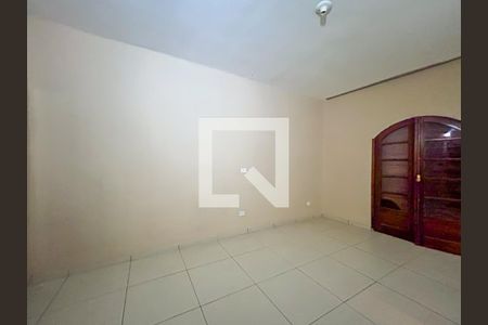 Quarto de casa para alugar com 2 quartos, 80m² em Vila Pouso Alegre, Barueri