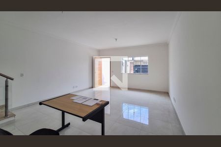 Sala de casa à venda com 3 quartos, 100m² em Vila Romero, São Paulo