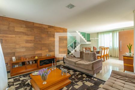 Sala de casa à venda com 4 quartos, 1000m² em Trevo, Belo Horizonte