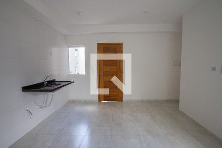 Sala / Cozinha de apartamento para alugar com 2 quartos, 42m² em Jardim Itapemirim, São Paulo