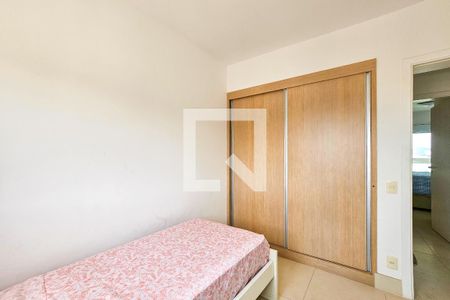 Apartamento para alugar com 111m², 3 quartos e 2 vagas Apartamento para alugar com 111m², 3 quartos e 2 vagasQuarto