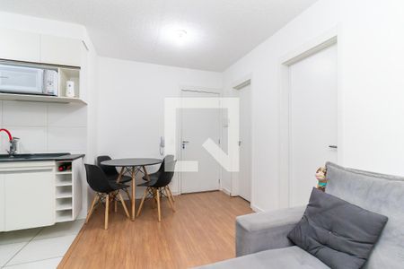 Sala de apartamento para alugar com 2 quartos, 38m² em Vila Taquari, São Paulo