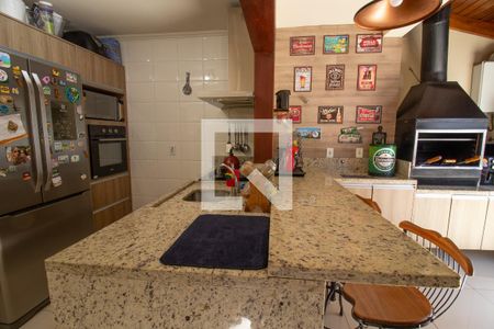 Cozinha de casa à venda com 3 quartos, 127m² em Jardim Itu, Porto Alegre