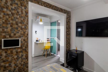 Suíte de casa para alugar com 2 quartos, 111m² em Vila Talarico, São Paulo