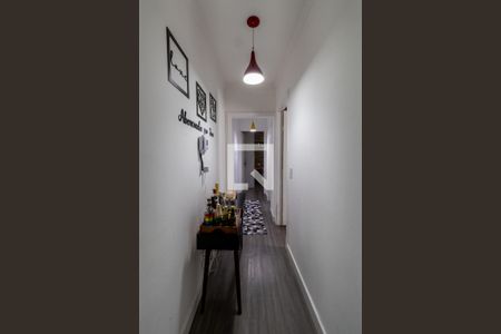 Corredor de casa para alugar com 2 quartos, 111m² em Vila Talarico, São Paulo