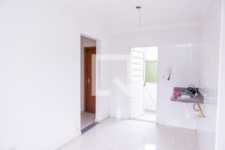 Apartamento à venda com 38m², 2 quartos e sem vagaSala e Cozinha