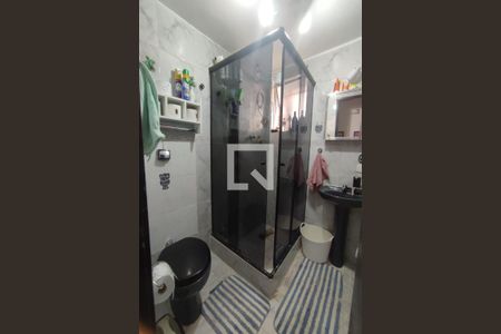 Banheiro de apartamento para alugar com 2 quartos, 65m² em Taquara, Rio de Janeiro