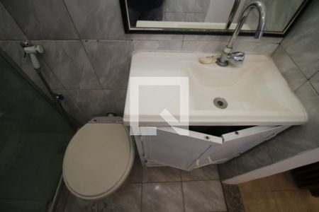 Banheiro Social de casa para alugar com 1 quarto, 60m² em Bonsucesso, Rio de Janeiro