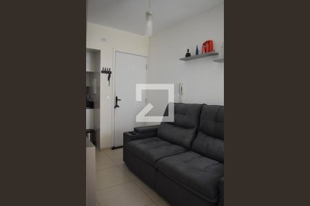 Sala de apartamento para alugar com 2 quartos, 40m² em Novo Mundo, Curitiba