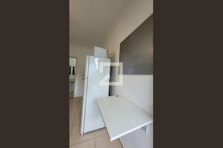 Cozinha de kitnet/studio para alugar com 1 quarto, 15m² em Cidade Universitária, Campinas