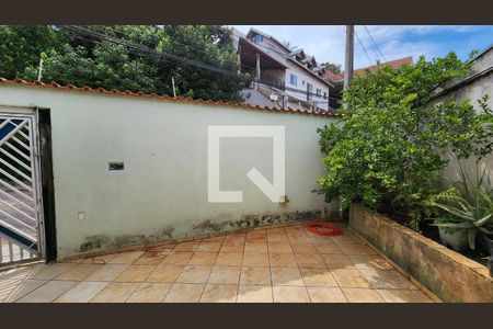 Casa à venda com 299m², 3 quartos e 2 vagas Casa à venda com 299m², 3 quartos e 2 vagasQuintal