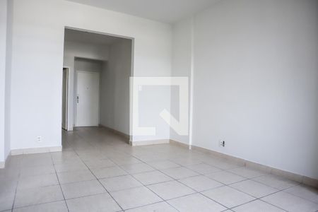 Sala  de apartamento à venda com 2 quartos, 100m² em Centro, Niterói