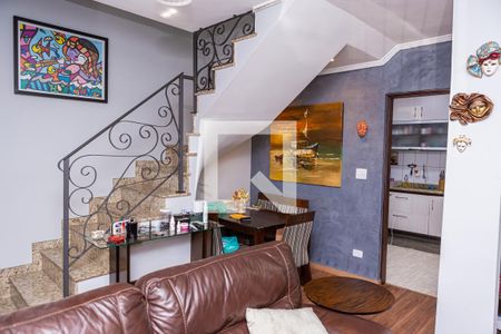 Sala de casa de condomínio à venda com 2 quartos, 85m² em Vila Euthalia, São Paulo