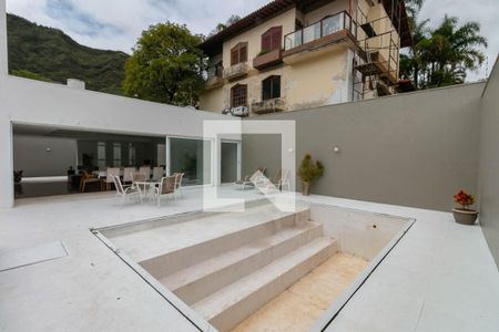 Área comum de casa à venda com 4 quartos, 500m² em Mangabeiras, Belo Horizonte