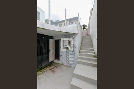 Casa à venda com 500m², 4 quartos e 5 vagas Casa à venda com 500m², 4 quartos e 5 vagasÁrea externa