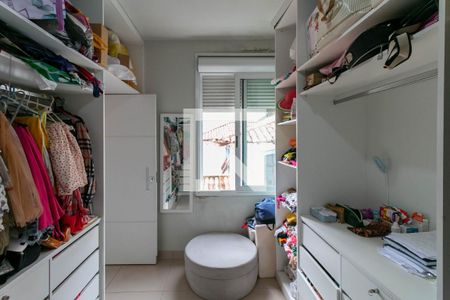 Casa à venda com 500m², 4 quartos e 5 vagas Casa à venda com 500m², 4 quartos e 5 vagasCloset