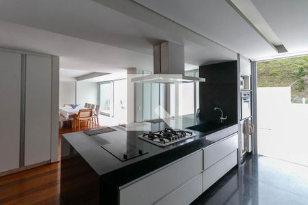 Cozinha de casa à venda com 4 quartos, 500m² em Mangabeiras, Belo Horizonte