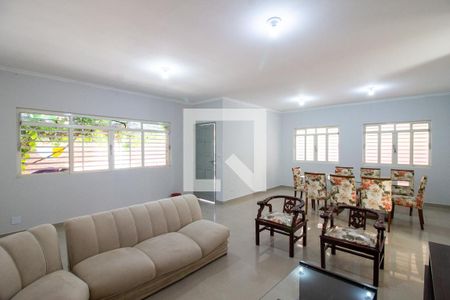 Sala de casa para alugar com 3 quartos, 150m² em Jardim Santa Mena, Guarulhos
