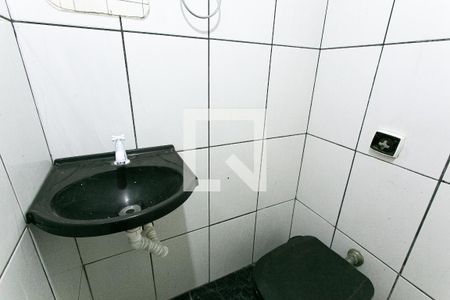 Banheiro de casa para alugar com 1 quarto, 40m² em Penha de França, São Paulo