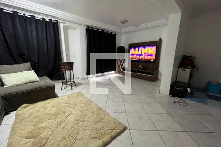 Sala de casa para alugar com 4 quartos, 230m² em Jardim Imperador, Suzano