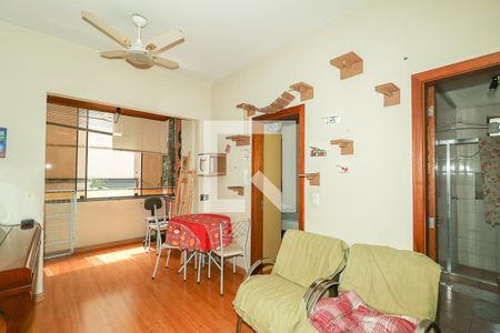 Sala de apartamento à venda com 1 quarto, 46m² em Bela Vista, Porto Alegre