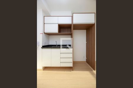Cozinha de apartamento para alugar com 1 quarto, 33m² em Santo Amaro, São Paulo