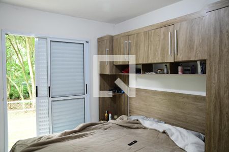 Quarto de apartamento para alugar com 2 quartos, 54m² em Jardim Barbacena, Cotia