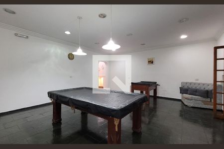 Casa à venda com 340m², 3 quartos e 4 vagas Casa à venda com 340m², 3 quartos e 4 vagasÁrea comum - Salão de jogos