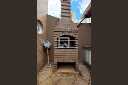 Casa à venda com 340m², 3 quartos e 4 vagas Casa à venda com 340m², 3 quartos e 4 vagasQuintal