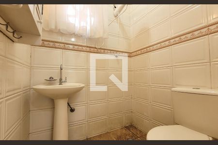 Casa à venda com 340m², 3 quartos e 4 vagas Casa à venda com 340m², 3 quartos e 4 vagasBanheiro de serviço