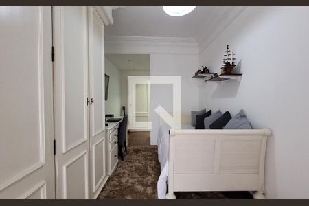 Casa à venda com 340m², 3 quartos e 4 vagas Casa à venda com 340m², 3 quartos e 4 vagasQuarto 2